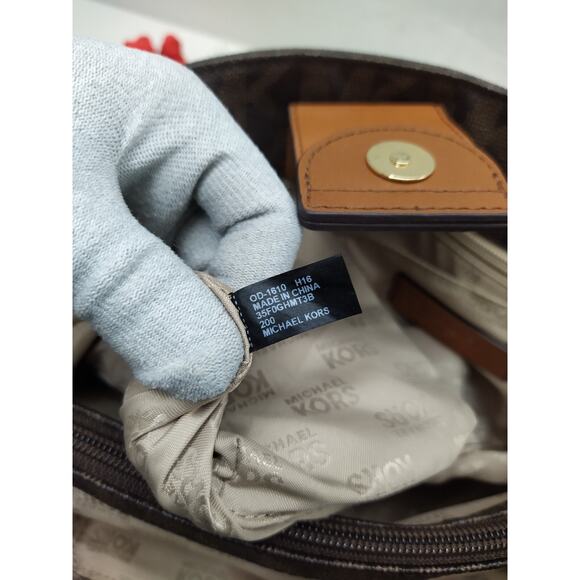 Michael Kors Hamilton Brown Leather MK Printed Tote With Matching Wallet - Picture 13 of 16